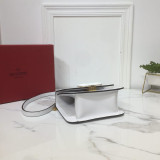 Borsa VLTN  VSLING 0005  p650  18 x 16 x 8,5 cm