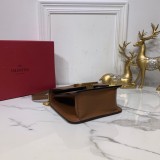 Borsa VLTN  VSLING 0005 18 x 16 x 8,5 cm