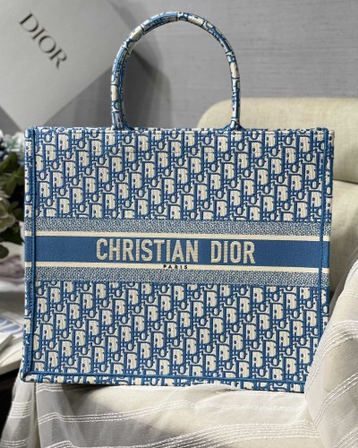 Dior Book Tote 36cm e 41cm2