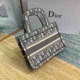 Dior Book Tote 23x17x7cm006