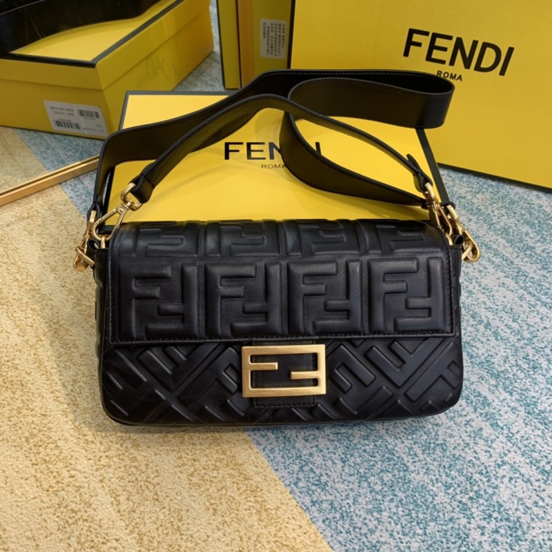 Fendi Baguette 8BS600 26x15x6cm 7
