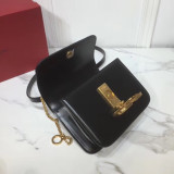 Borsa VLTN  VSLING 0005  p650  18 x 16 x 8,5 cm