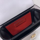 Borsa VLTN p700  MAXI V0032 18 x7,5 x12,5cm
