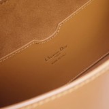 DIOR Bobby p850   27x19,5x8CM