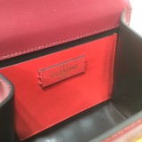 Borsa VLTN  VSLING 0005  p650  18 x 16 x 8,5 cm