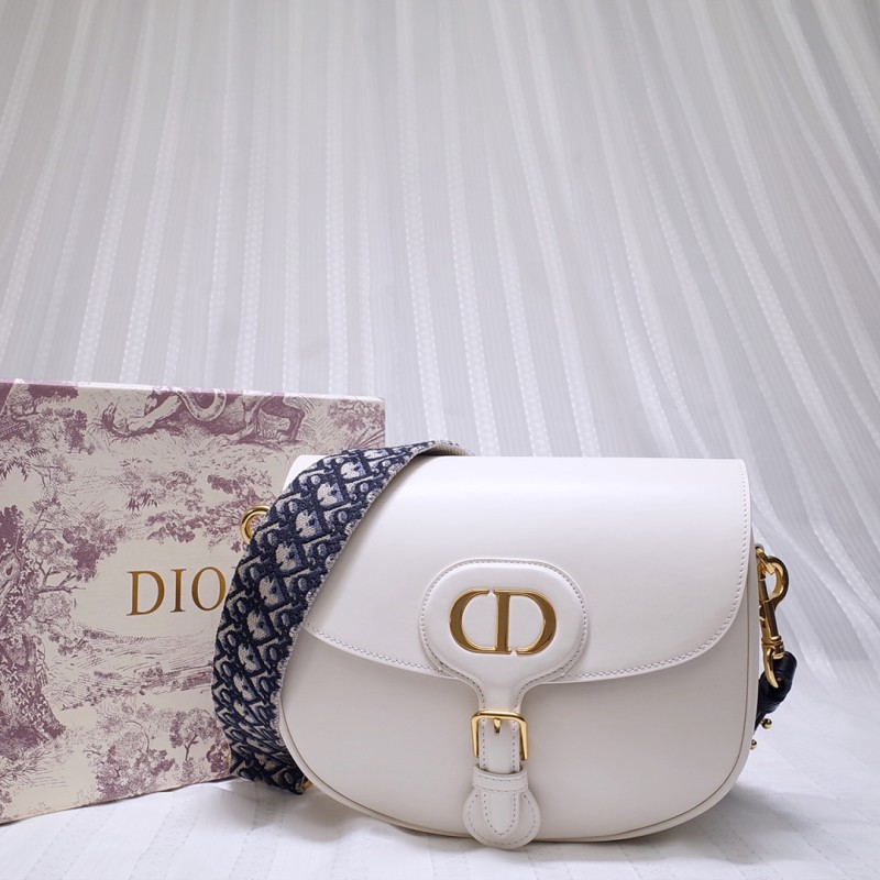 DIOR Bobby p850   27x19,5x8CM