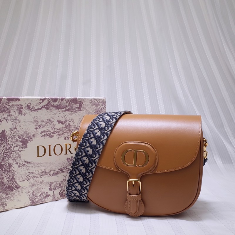 DIOR Bobby p850   27x19,5x8CM