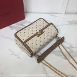 Borsa VLTN 20417750 0122 GARAVANI ROCKSTUD SPIKE   24x16x6,5cm