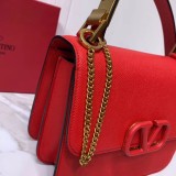 Borsa VLTN p750  Garavani VSLING V0007 22 x 18 x 13 cm