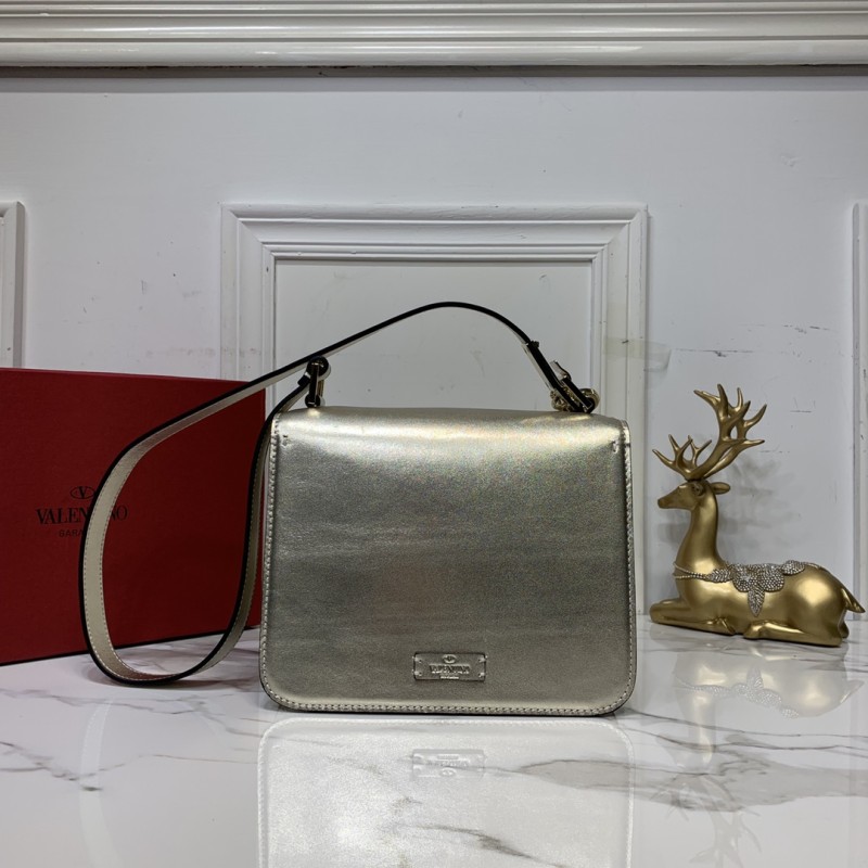 Borsa VLTN p750  Garavani VSLING V0007 22 x 18 x 13 cm