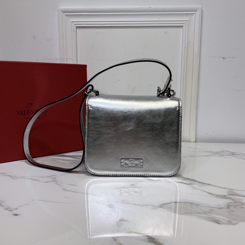 Borsa VLTN  VSLING 0005  p650  18 x 16 x 8,5 cm