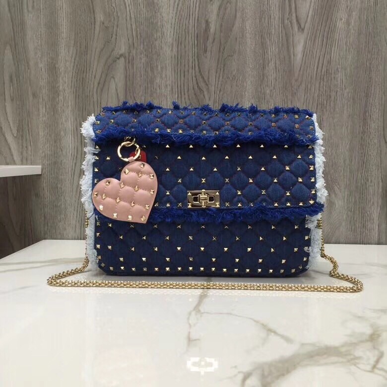 Borsa VLTN 20417850 Garavani Rockstud Spike V0121  30x21,5x8,5cm