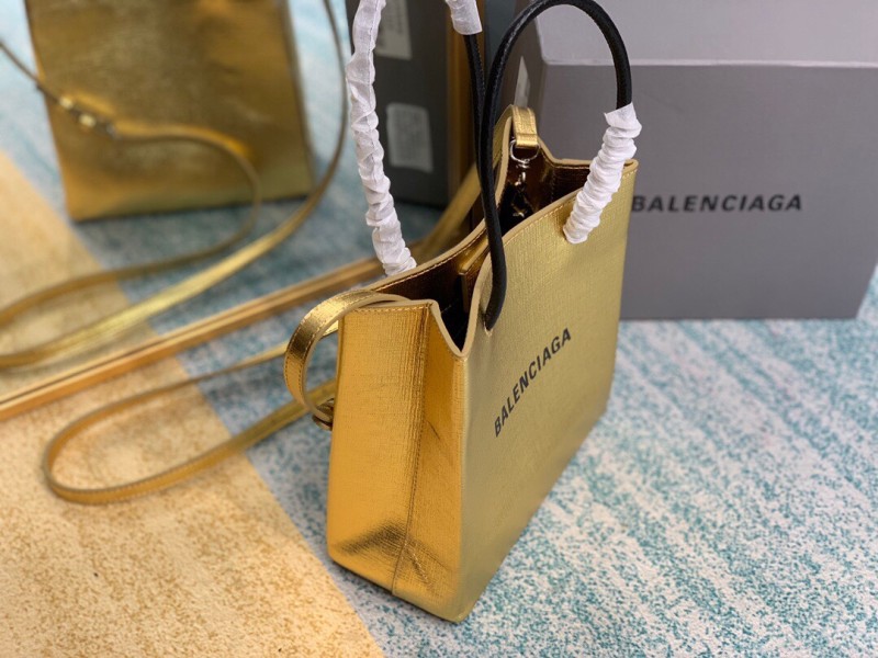 Borsa BLC p530BG  BG597858 19x20x9cm