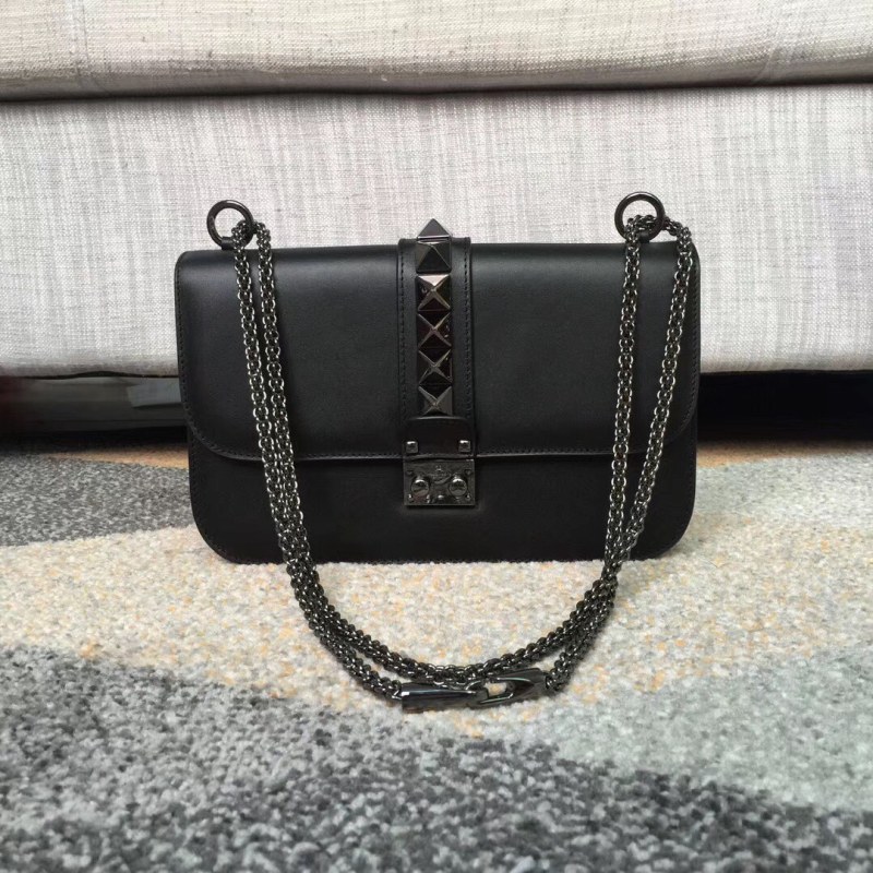 Borsa VLTN 2312  p600  27x17x8cm