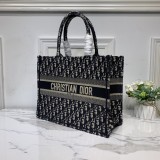 Dior Book Tote 36cm e 41cm42