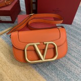 Borsa VLTN MAXI V0030 p780 26,5x9x15cm