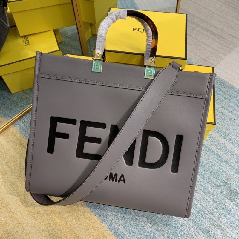 Borsa FENDI sunshine P950 1521  36X17X31cm