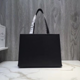Borsa VLTN V2052 p780  34x26x14 cm