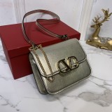 Borsa VLTN  VSLING 0005  p650  18 x 16 x 8,5 cm