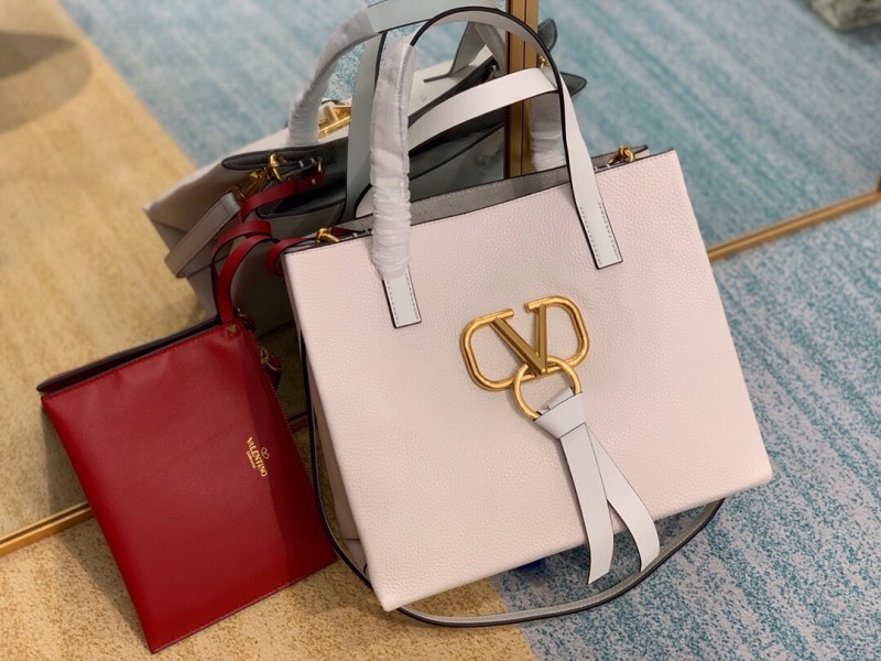Borsa VLTN580V  V0666  30x 25x 14 cm