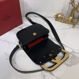 Borsa VLTN p700  MAXI V0032 18 x7,5 x12,5cm