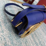 Borsa VLTN p700  MAXI V0032 18 x7,5 x12,5cm