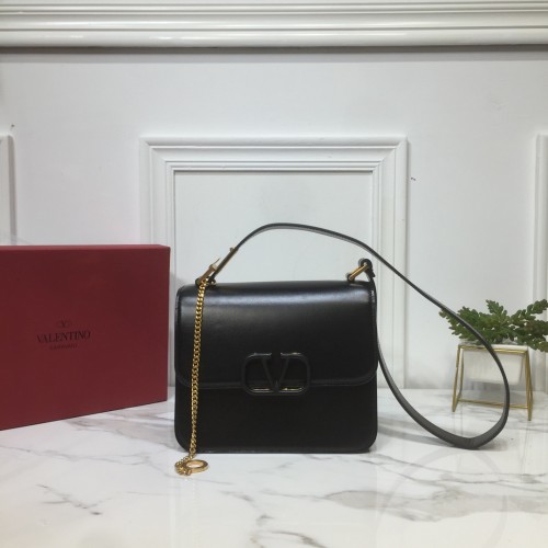 Borsa VLTN p750  Garavani VSLING V0007 22 x 18 x 13 cm