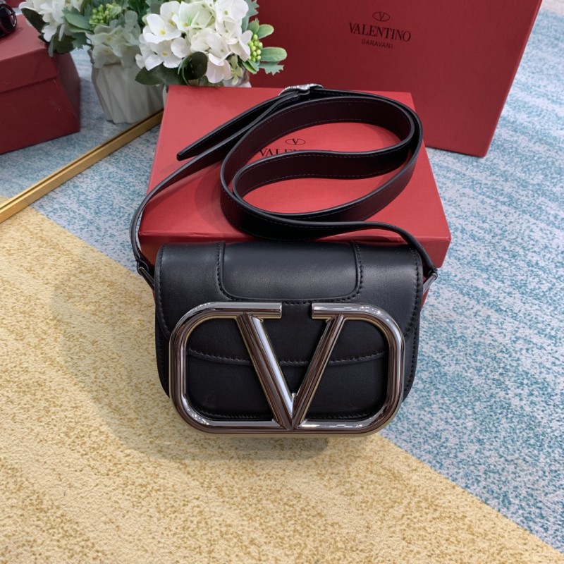 Borsa VLTN p700  MAXI V0032 18 x7,5 x12,5cm
