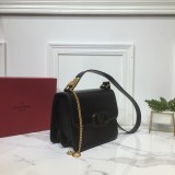 Borsa VLTN p750  Garavani VSLING V0007 22 x 18 x 13 cm
