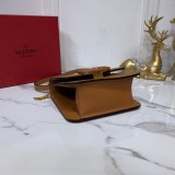 Borsa VLTN  VSLING 0005  p650  18 x 16 x 8,5 cm