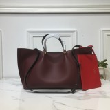 Borsa VLTN Garavani Escape 0099 p800 41x25x18 cm