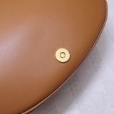 DIOR Bobby p850   27x19,5x8CM