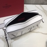 Borsa VLTN 0048 p400 23x6,5x14cm