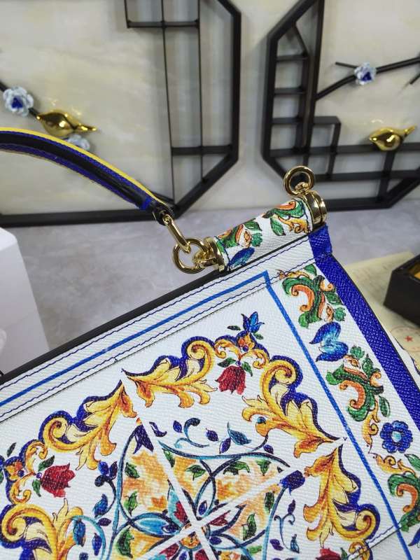 Dolce & Gabbana  33020419 size25X20X12cm