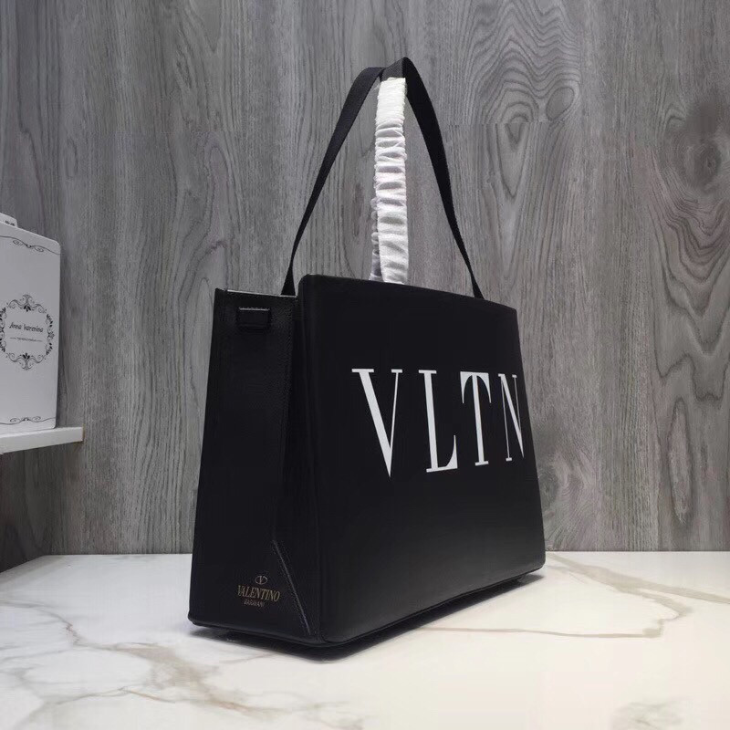 Borsa VLTN V2052 p780  34x26x14 cm