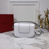 Borsa VLTN p700  MAXI V0032 18 x7,5 x12,5cm