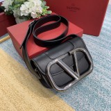 Borsa VLTN p700  MAXI V0032 18 x7,5 x12,5cm