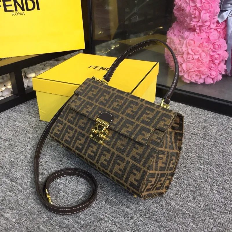 Borsa Fendi 3812AGN650 30x18x12cm