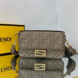 Fendi  Baguette  8BBR600