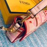 Fendi  Baguette  8BBR600