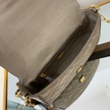 Fendi  Baguette  8BBR600