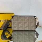 Fendi  Baguette  8BBR600