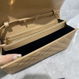 Pochette con catena cassandre in pelle mix trapuntata  620280