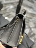 Cassandra Media  623931 - 578000 24.5×20×11.5cm