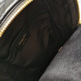 M5037