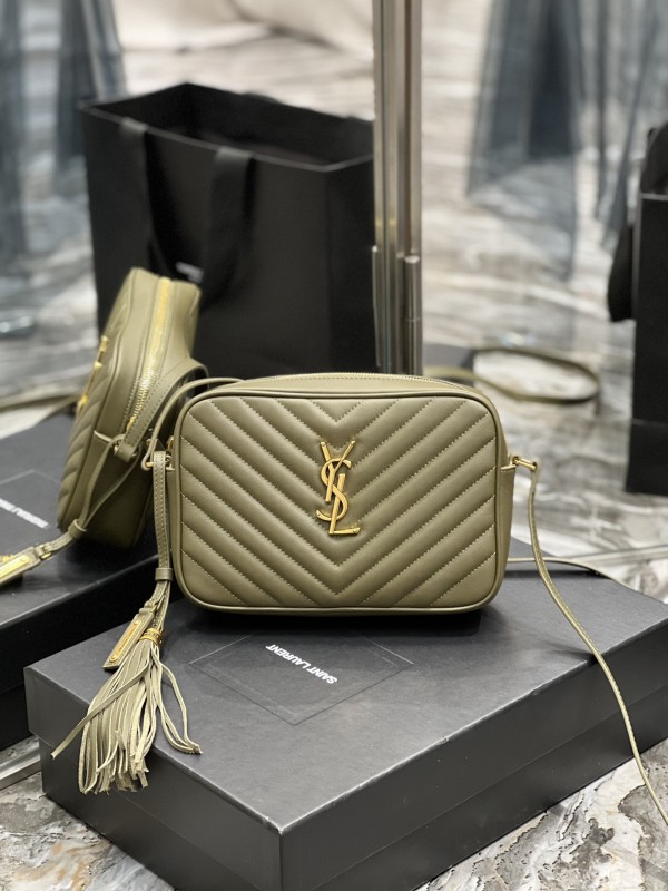 Camera bag LOU in pelle  761554- 520534 23x16x6cm