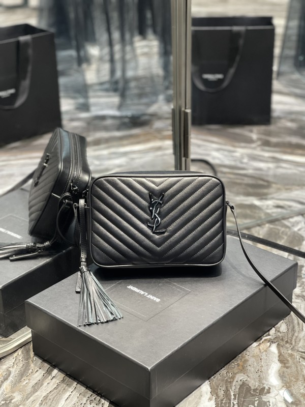 Camera bag LOU in pelle  761554- 520534 23x16x6cm