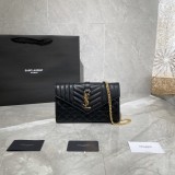 Pochette con catena cassandre in pelle mix trapuntata  620280
