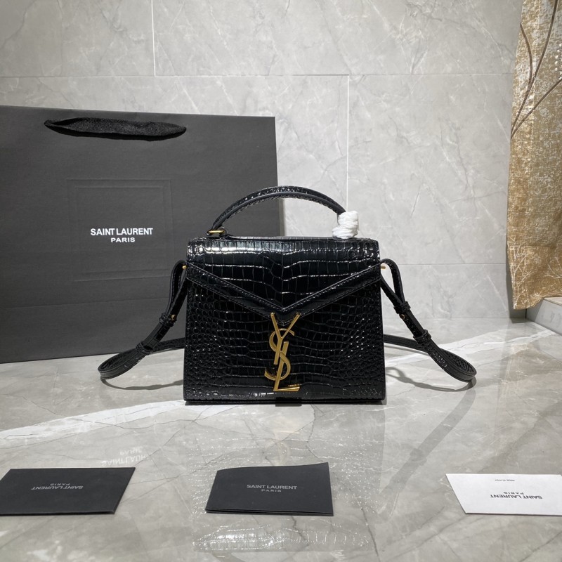 Cassandra Mini 623930 - 602716 20×16×7.5cm