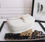 Dior Bobby